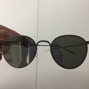 Tomas Maier black sunglasses